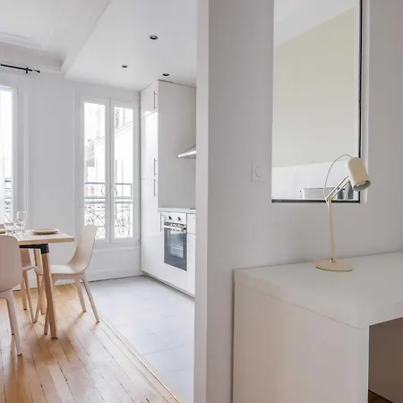 Appt Cosy Proche Buttes Chaumont - Mobility Lease