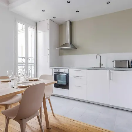 Appt Cosy Proche Buttes Chaumont - Mobility Lease Apartmán