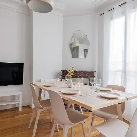 Appt Cosy Proche Buttes Chaumont - Mobility Lease Apartmán *